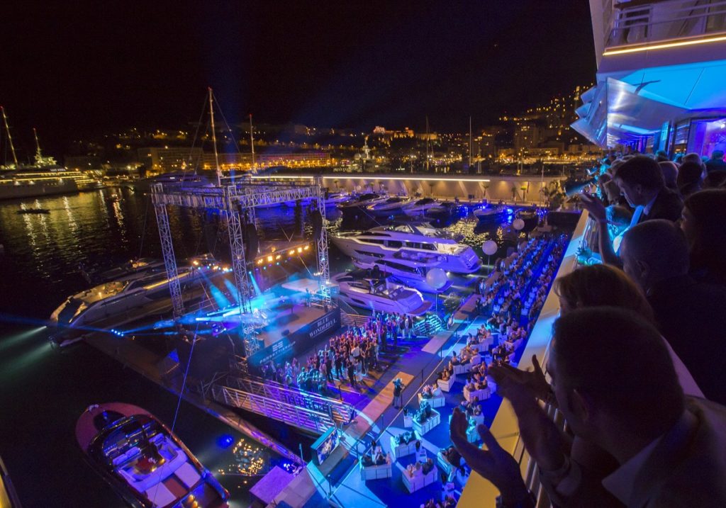<!--:en--></noscript>Feretti group and yacht club de Monaco together for “Blue wonderful”