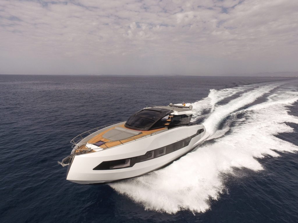<!--:en--></noscript>G Marine’s Busy Summer Season Includes New Lines and Boat Show Preparations