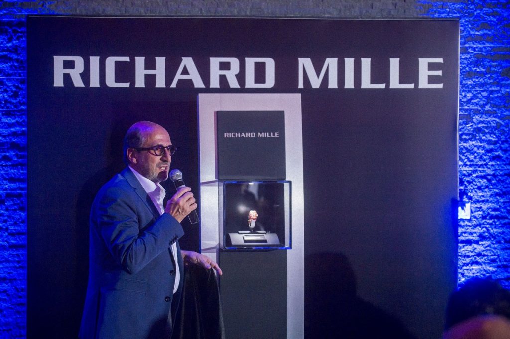 <!--:en--></noscript>Richard Mille opens first boutique in Qatar