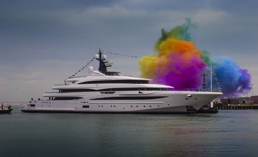 <!--:en--></noscript>Custom 74 metre new build CRN super yachts is launched