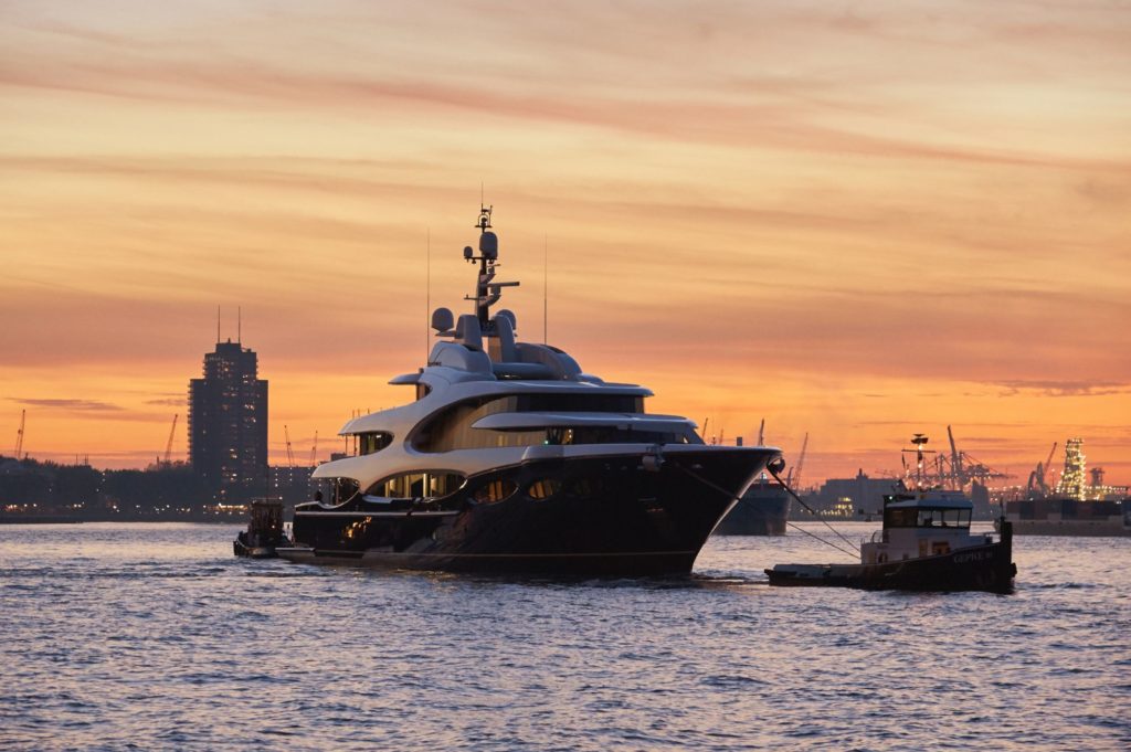 <!--:en--></noscript>Oceanco Launches 88.5m Y715 Super yacht