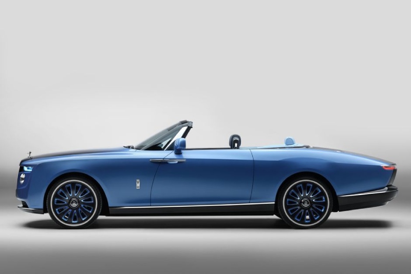 Rolls-Royce launched the most expensive and luxurious car in the world, meet its new Boat-Tail model