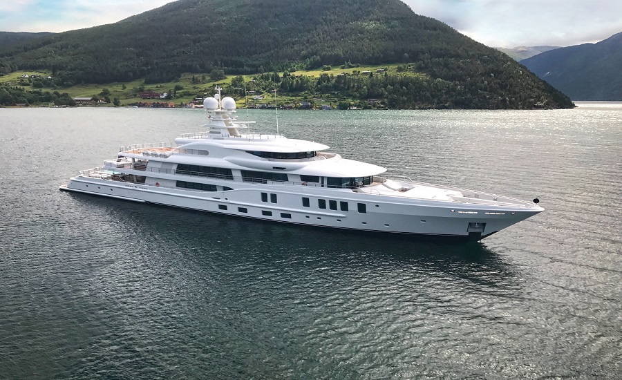 Amels188 superyacht sold with fast delivery in less than a year