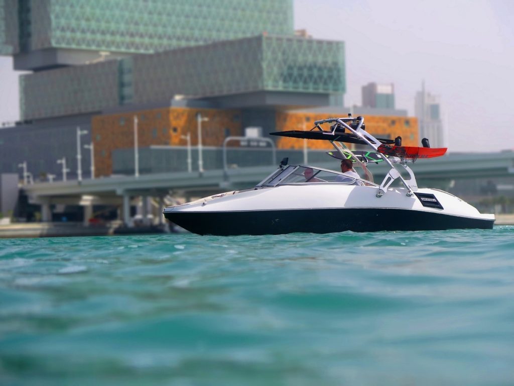 <!--:en--></noscript>MTMPowersports introduces C-Eagle 220x- the first high quality jet boat manufactured in Middle East 