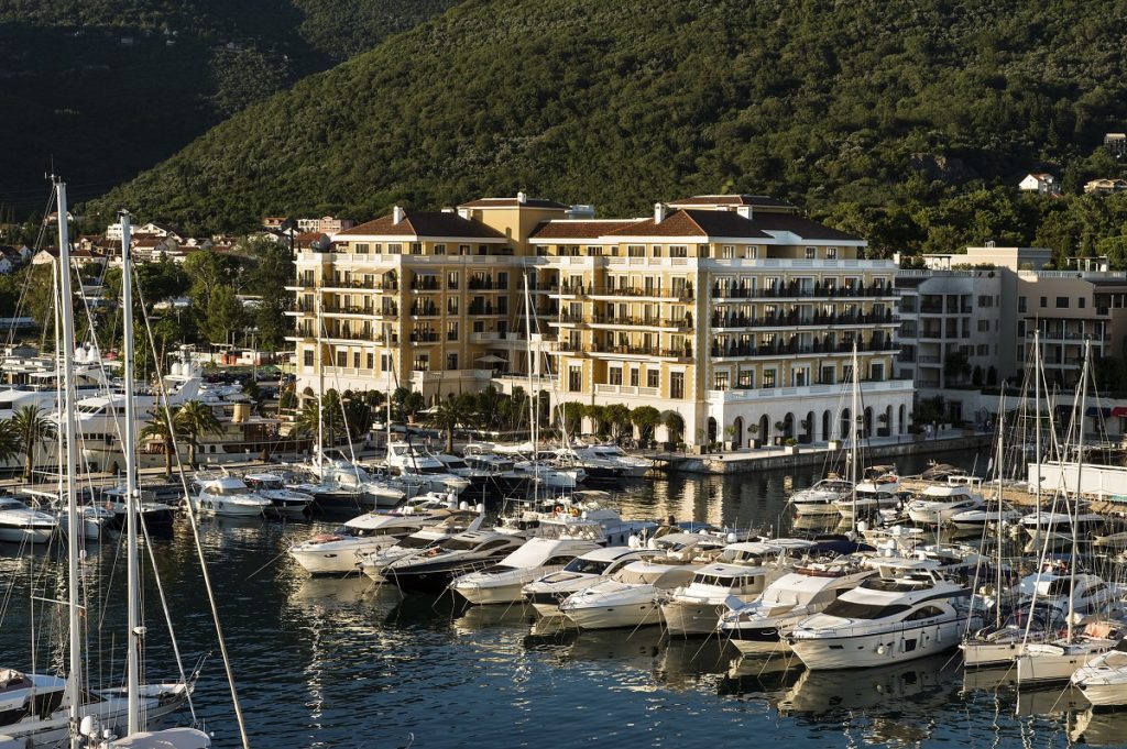 <!--:en--></noscript>Regent Porto Montenegro new 2016 Sailing Packages