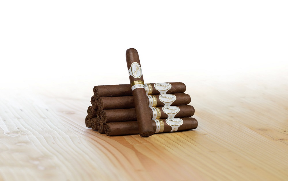 <!--:en--></noscript>Davidoff Cigars launches the 702 Series