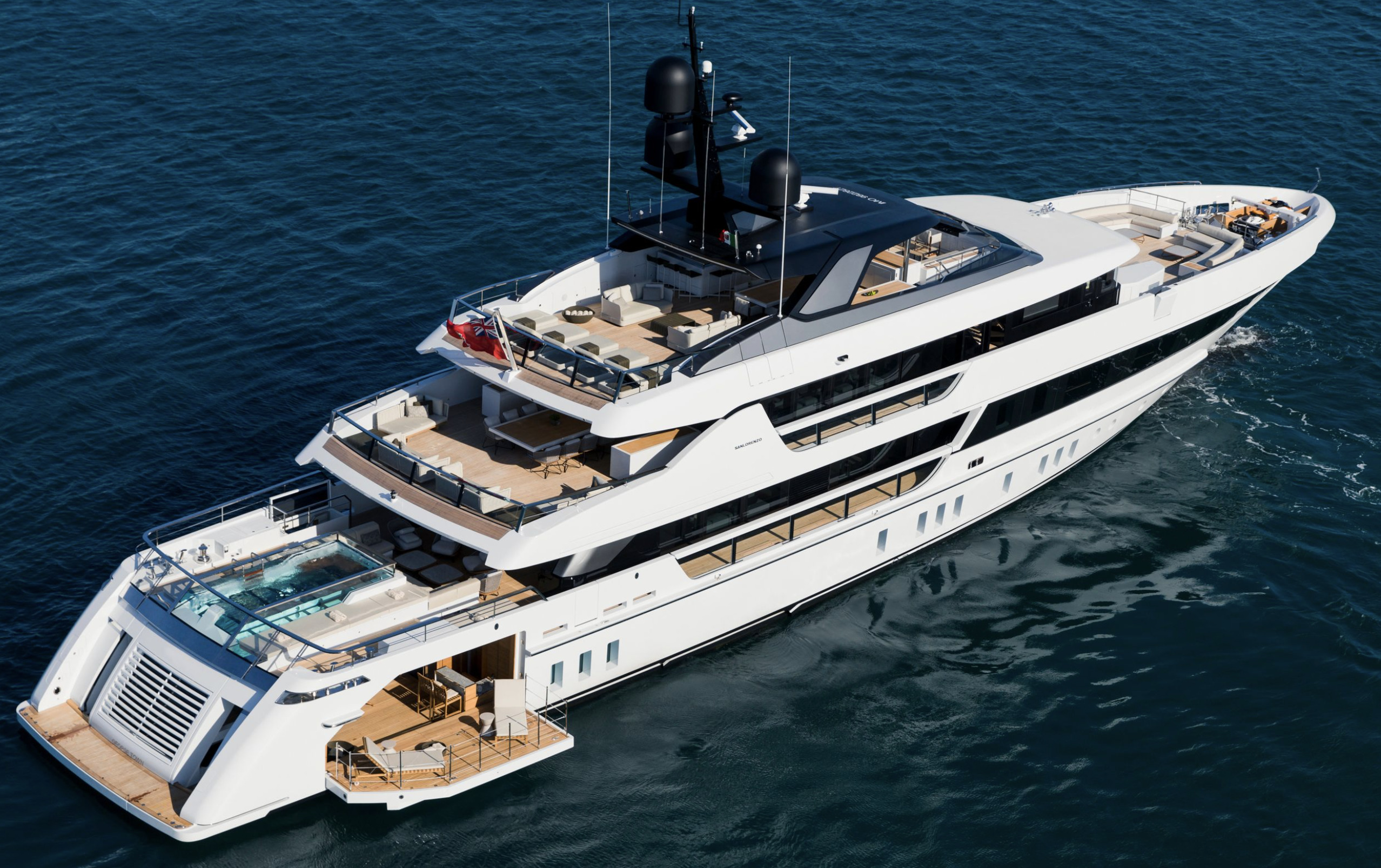 Passion for the sea bears the name of 52Steel - The World of Yachts & Boats