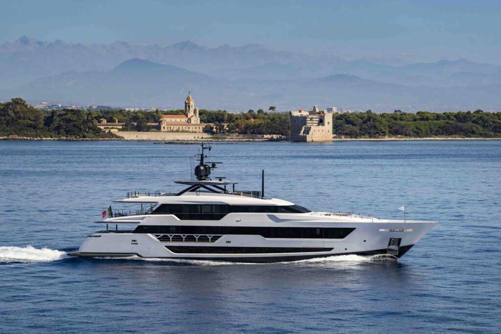 FERRETTI GROUP AT THE MONACO YACHT SHOW CELEBRATES 60 YEARS OF CRN AND MAJOR INVESTMENTS IN INNOVATION AND SUSTAINABILITY