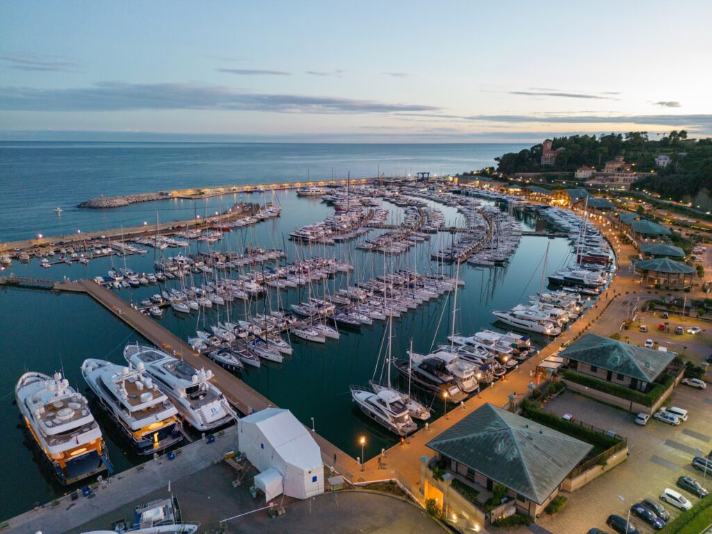 AZIMUT|BENETTI GROUP FORMS AN ALLIANCE WITH D MARIN TO DEVELOP AN INTEGRATED NETWORK OF MARINAS AND FOSTER THE GROWTH OF NAUTICAL TOURISM IN THE MEDITERRANEAN