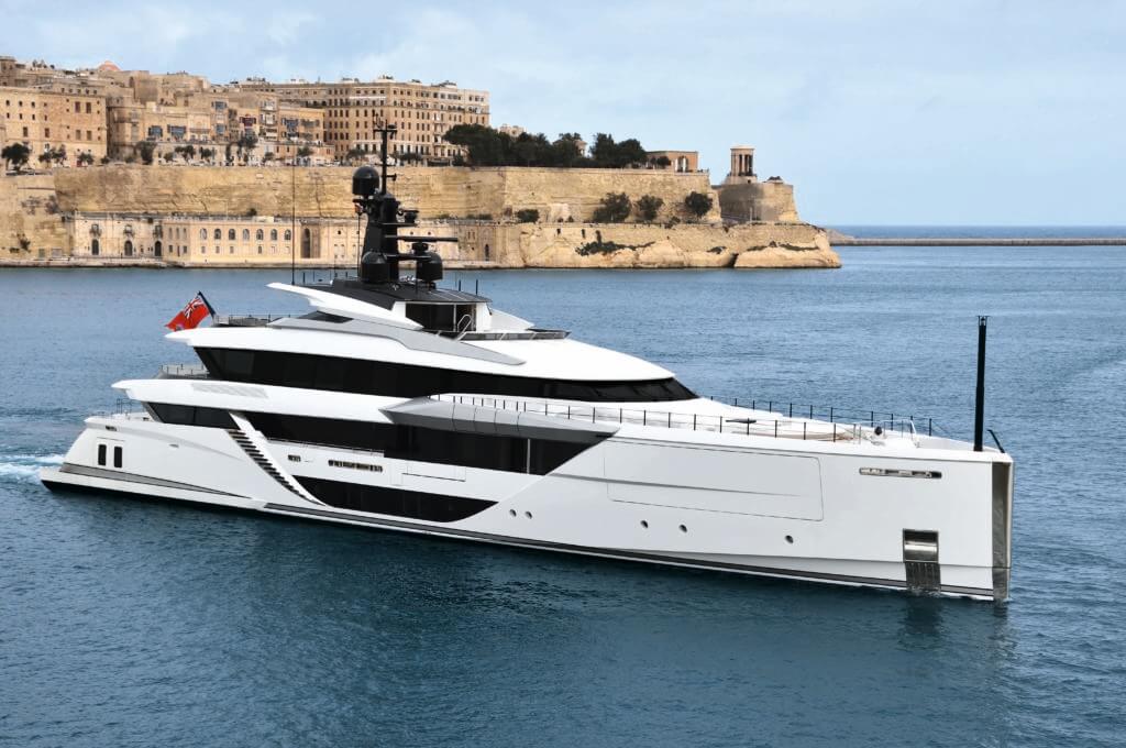 M/Y COMFORTABLY NUMB IS THE PERFECT BLEND OF BESPOKE DESIGN AND SOPHISTICATED NAVAL ENGINEERING BY CRN